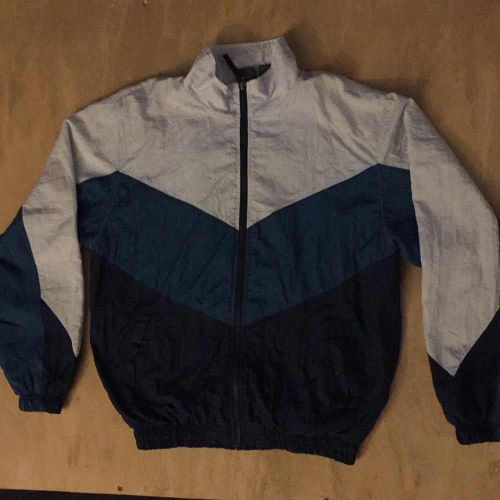Windbreaker jacket - Picture 1 of 9